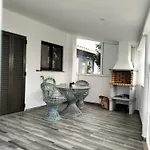 Casa Bela - Zona Calma E Com Piscina *